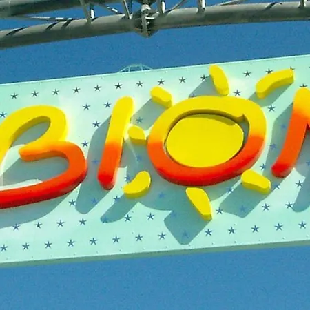 Well Located In - Beahost Lägenhet