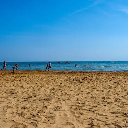 Апартаменты Well Located In - Beahost *